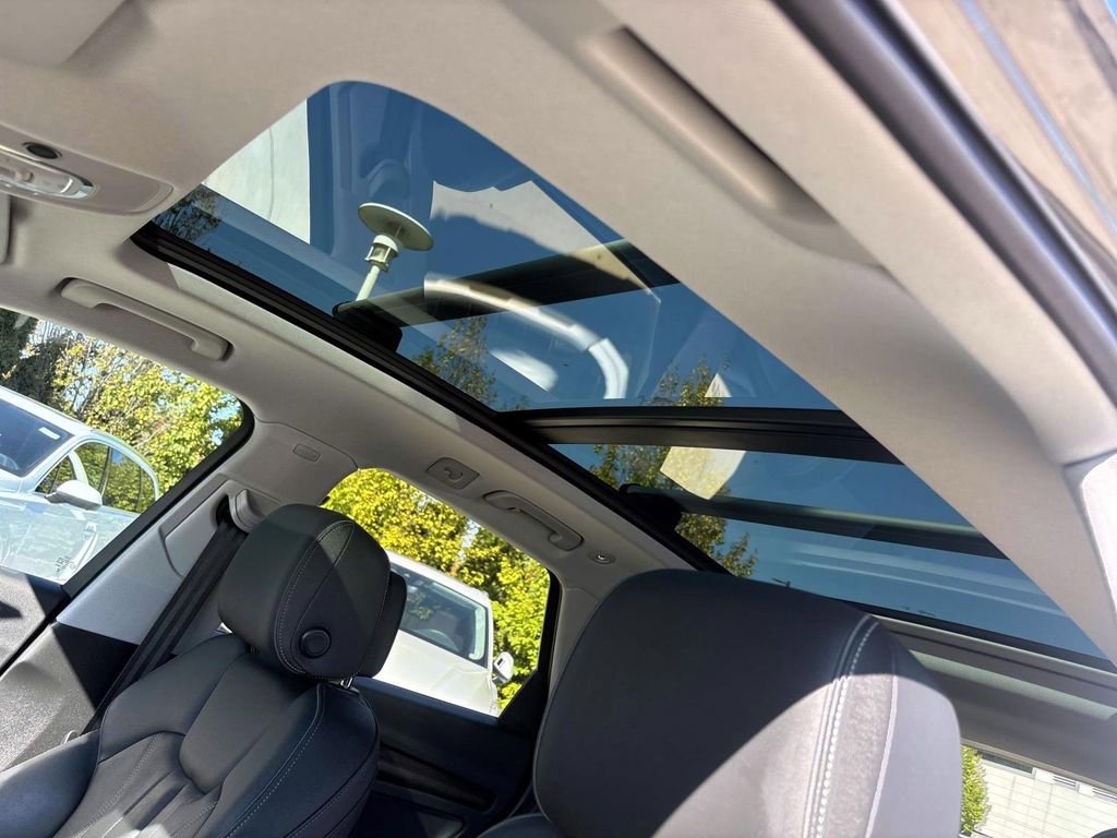 Used 2024 Audi Q5 e Premium image 26