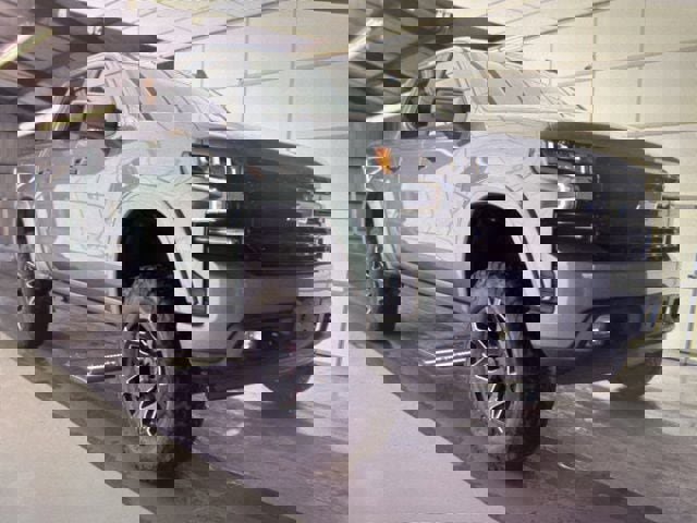 Used 2021 Chevrolet Silverado 1500 RST w/ Convenience Package II image 12