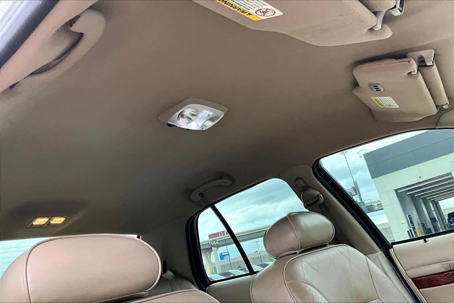 Used 2002 Mercury Grand Marquis LS RWD image 12