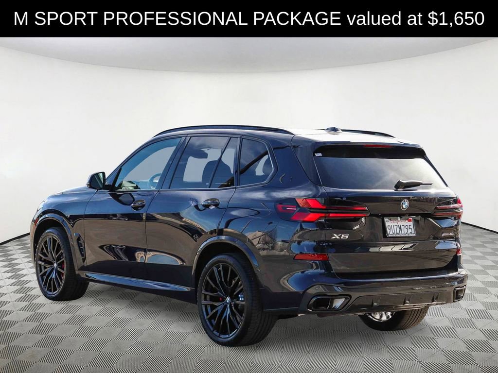 Used 2026 BMW X5 sDrive40i w/ M Sport Package image 7