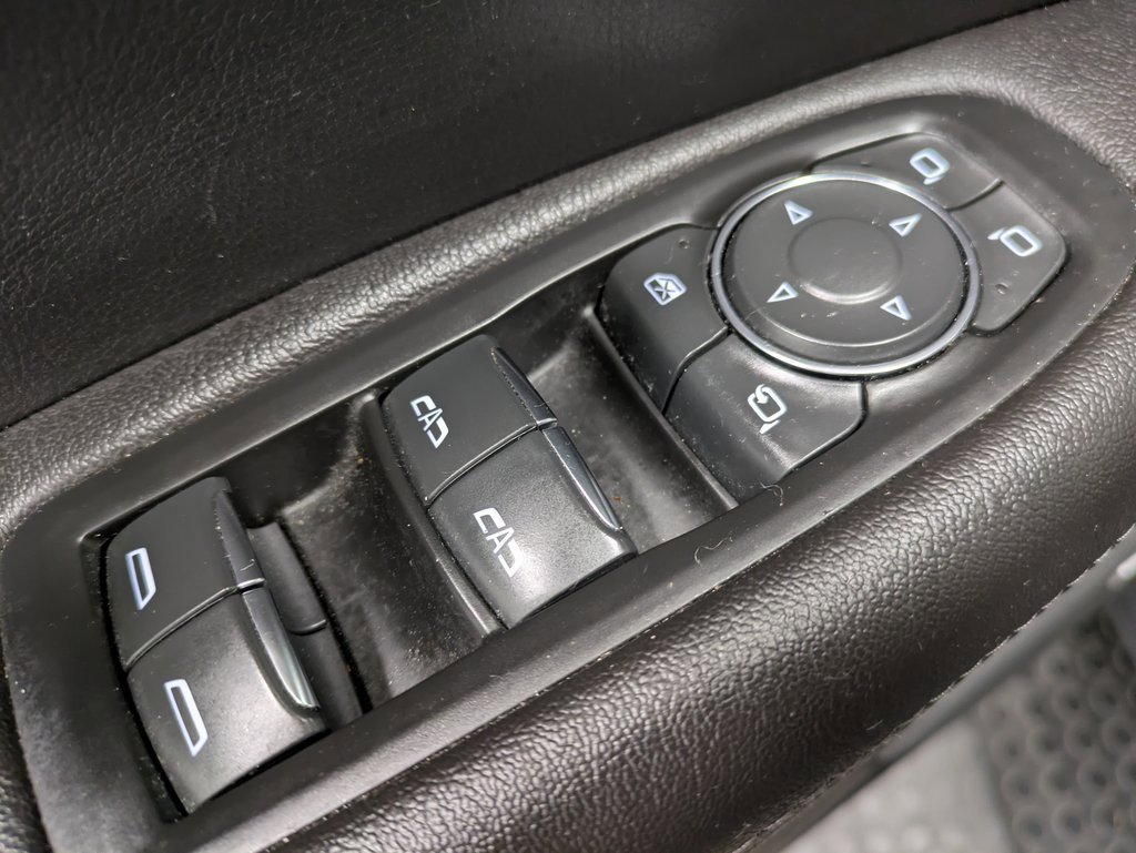 Used 2023 Cadillac XT5 Sportv image 9