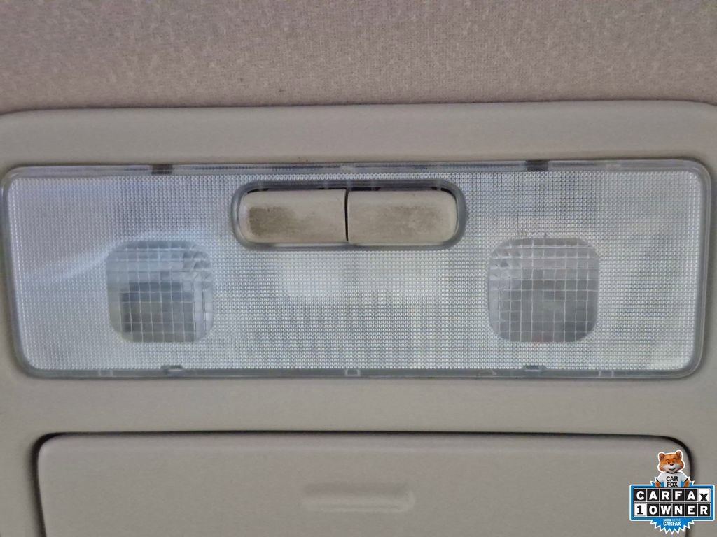 Used 2004 Toyota Avalon XL FWD image 19