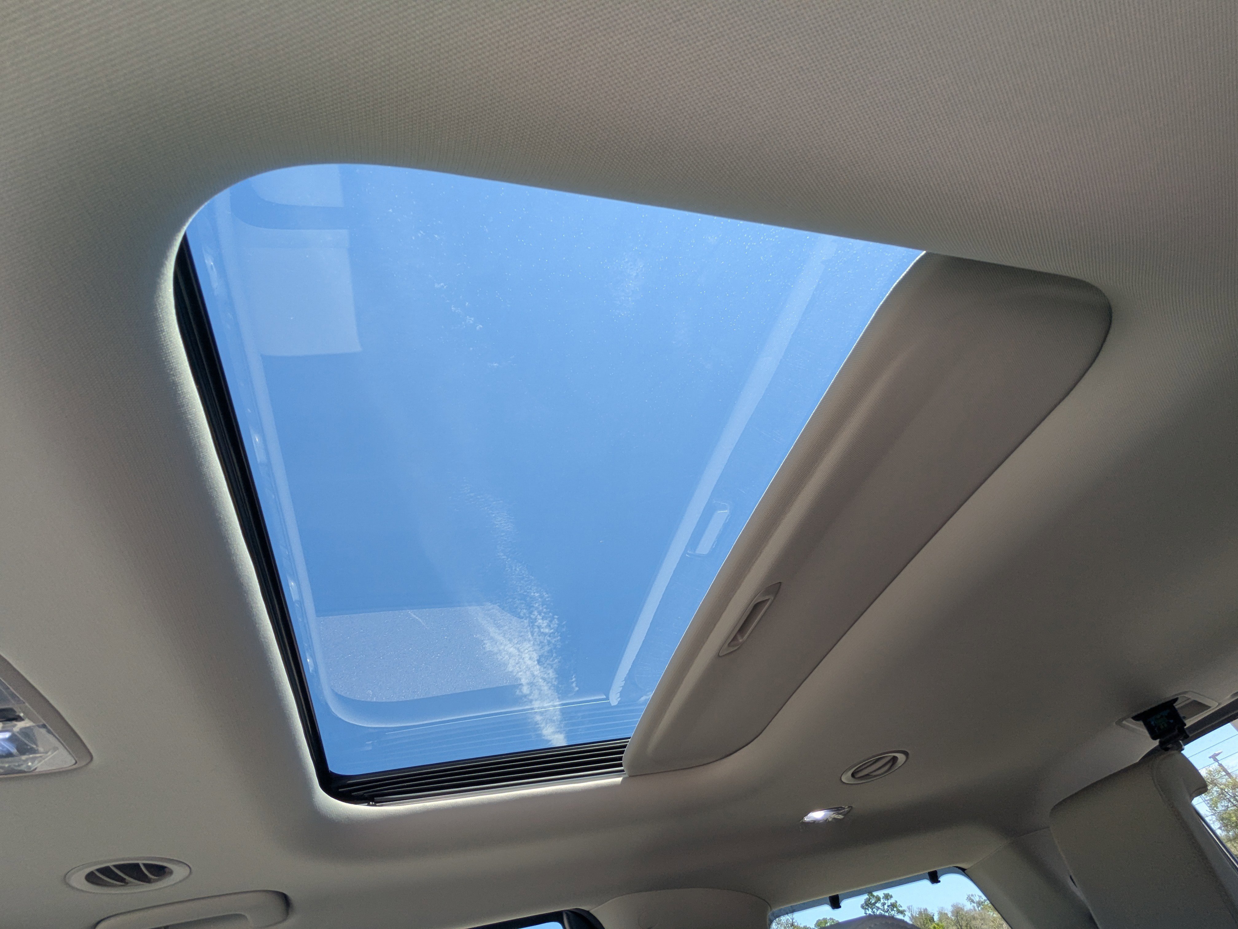 New 2026 Kia Carnival SX w/ SX Dark Edition Package FWD image 19