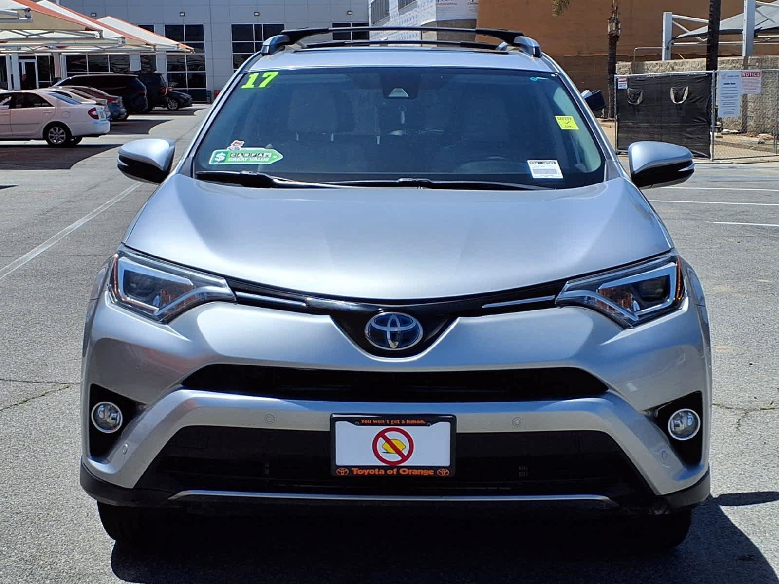 Used 2017 Toyota RAV4 Limited w/ Carpet Mat Package AWD/4WD image 2