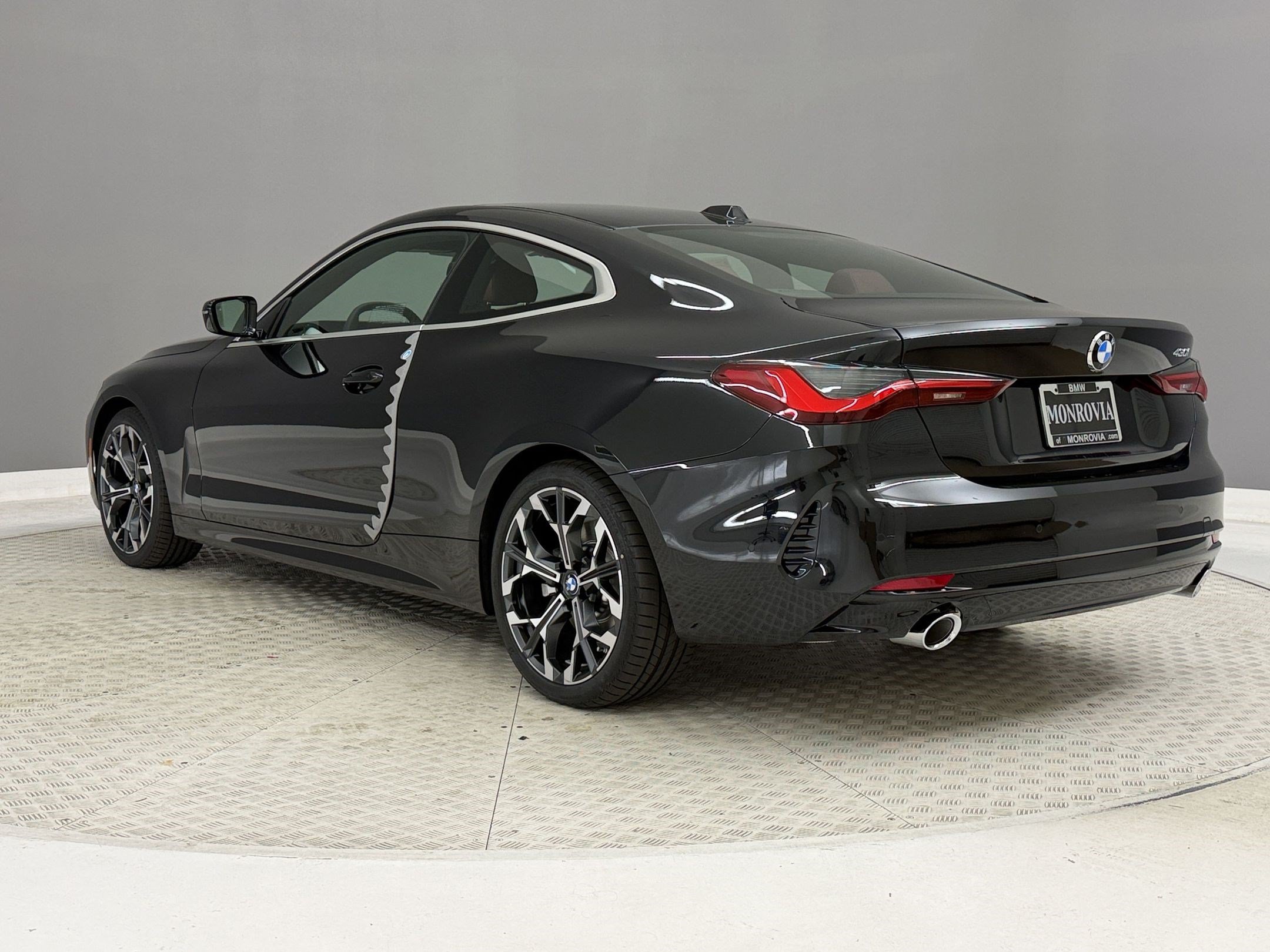New 2027 BMW 430i Coupe w/ Parking Assistance Package RWD image 3