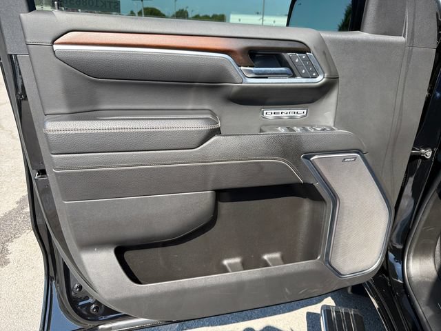 Used 2025 GMC Sierra 1500 Denali AWD/4WD image 17