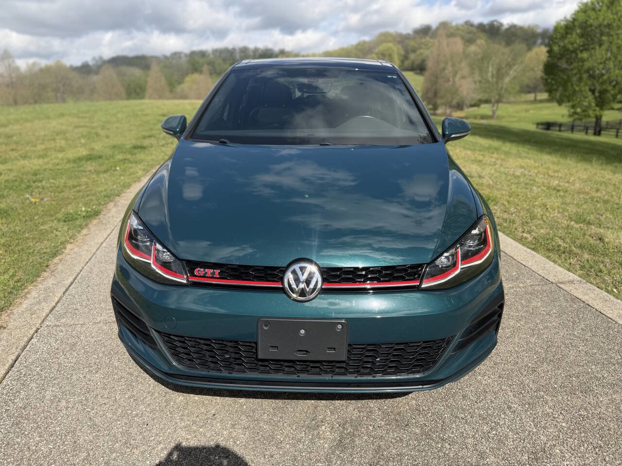Used 2019 Volkswagen GTI SE w/ SE Experience Package FWD image 3
