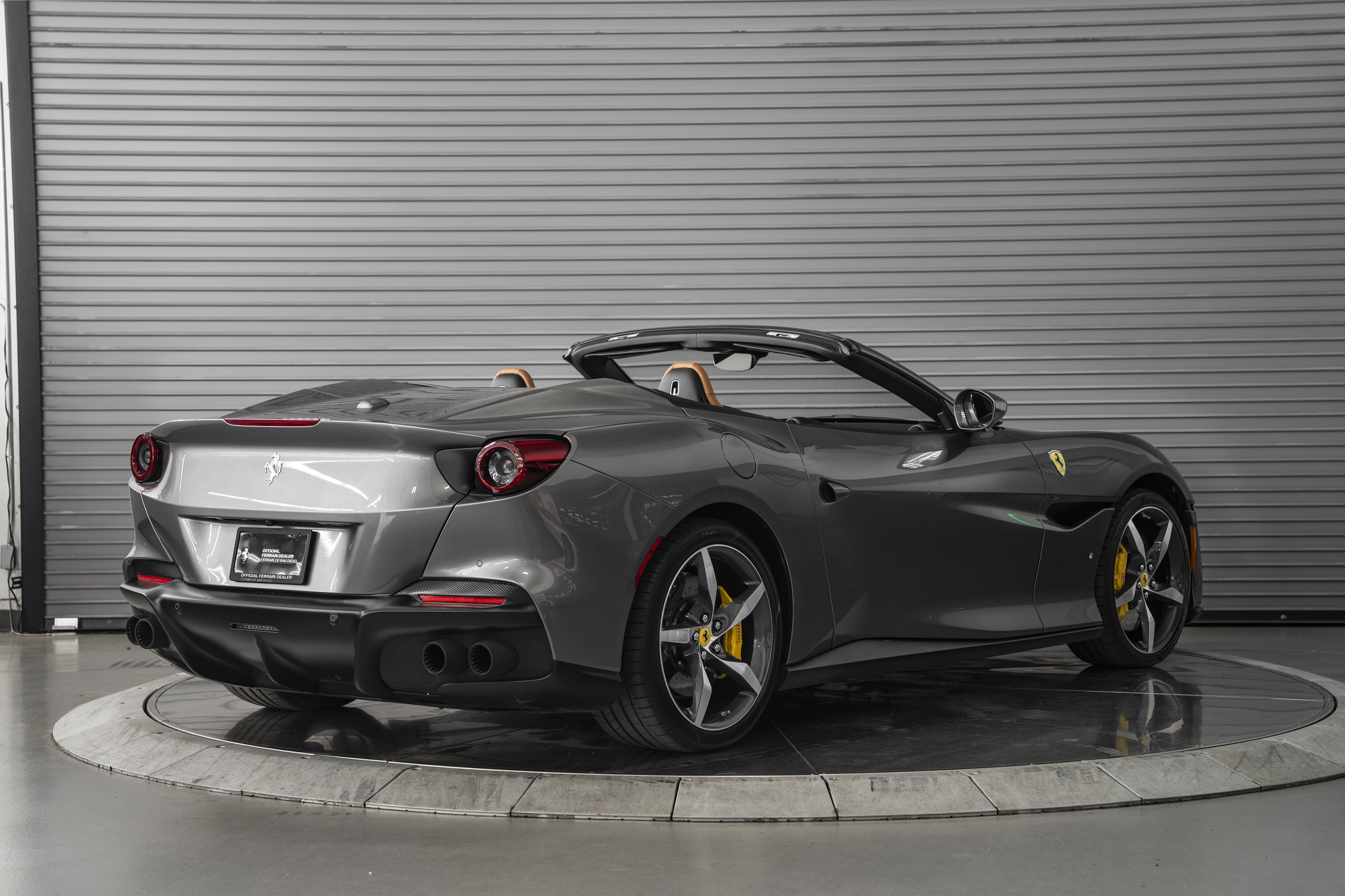 Used 2022 Ferrari Portofino M RWD image 5