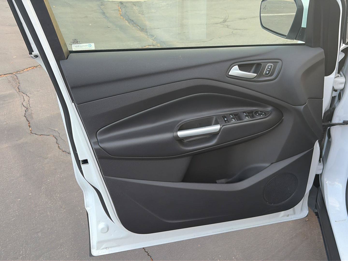 Used 2019 Ford Escape SEL AWD/4WD image 18