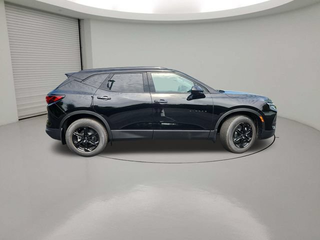 New 2026 Chevrolet Blazer LT w/ Convenience Package AWD/4WD image 8