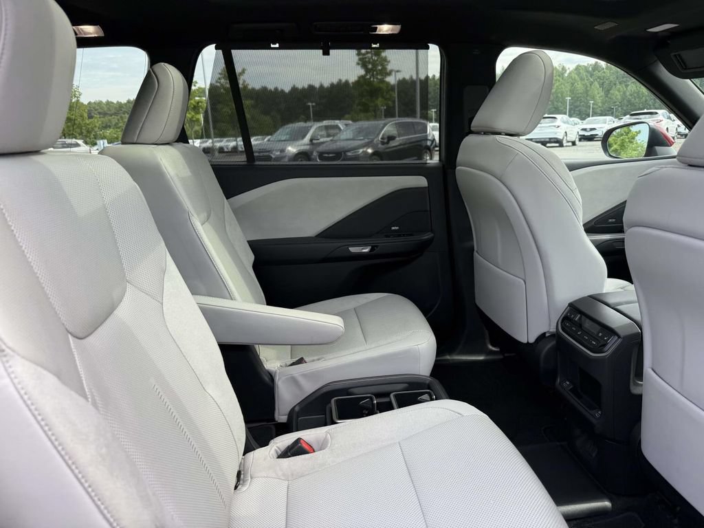 Used 2026 Lexus TX 550h AWD Plug-In Hybrid image 17