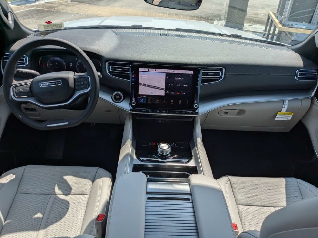 New 2026 Jeep Grand Wagoneer L 2WD w/ Premium Group I image 17
