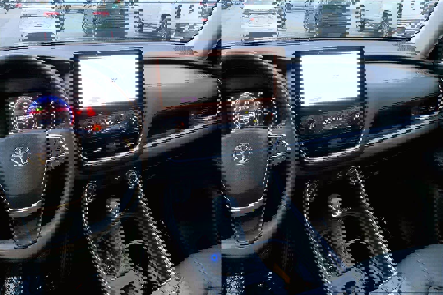 Used 2025 Toyota Grand Highlander FWD image 7