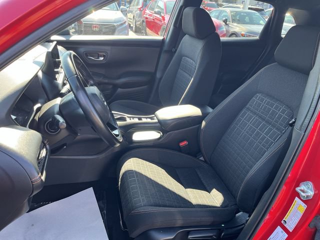 Used 2025 Honda HR-V Sport image 15