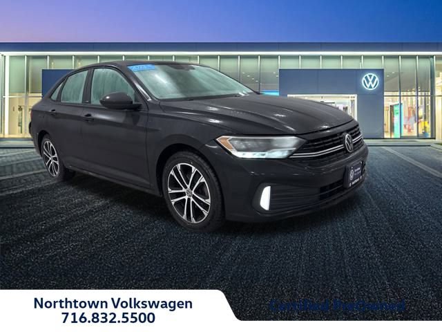 Certified 2023 Volkswagen Jetta Sport image 1