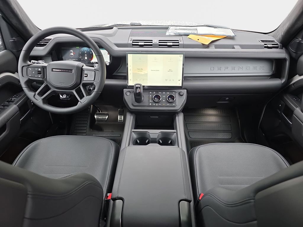 New 2026 Land Rover Defender 110 OCTA image 9
