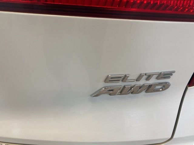 Used 2016 Honda Pilot Elite image 7