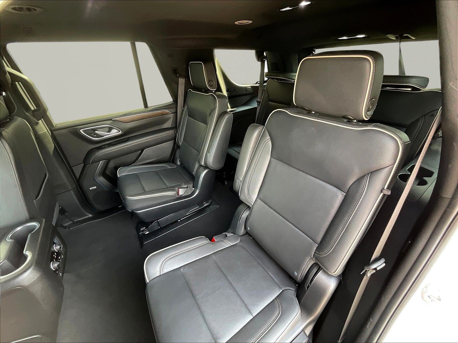 Used 2023 Chevrolet Tahoe Premier RWD image 21