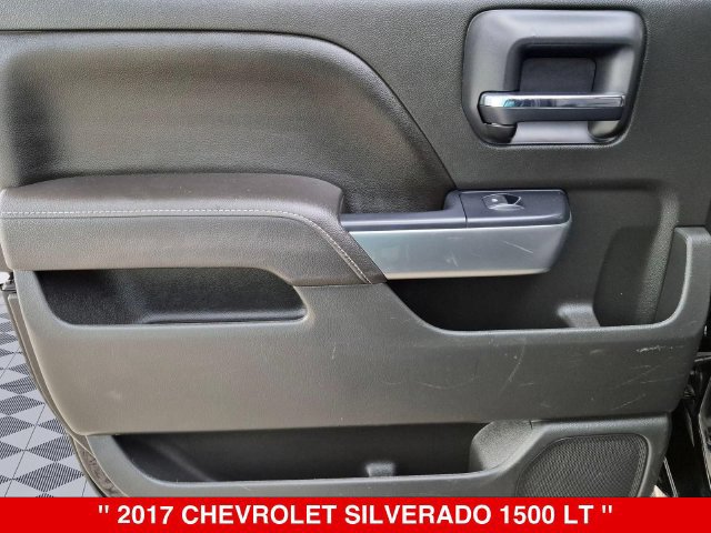 Used 2017 Chevrolet Silverado 1500 LT w/ All Star Edition AWD/4WD image 29