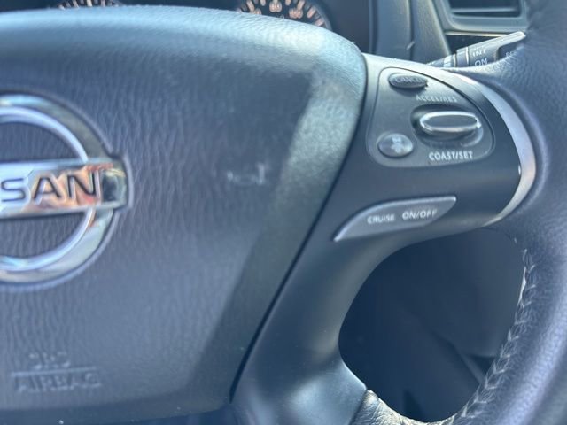 Used 2019 Nissan Pathfinder SV FWD image 32