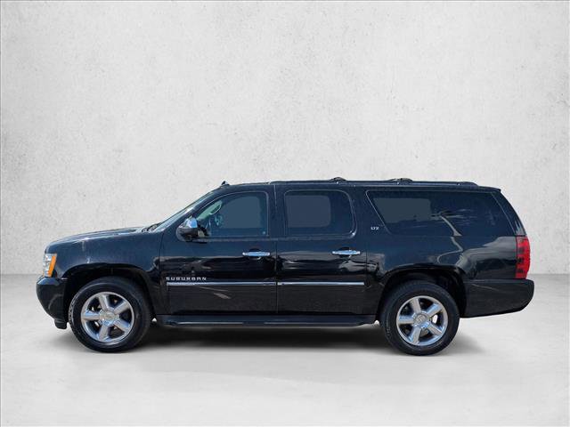 Used 2010 Chevrolet Suburban LTZ RWD image 9