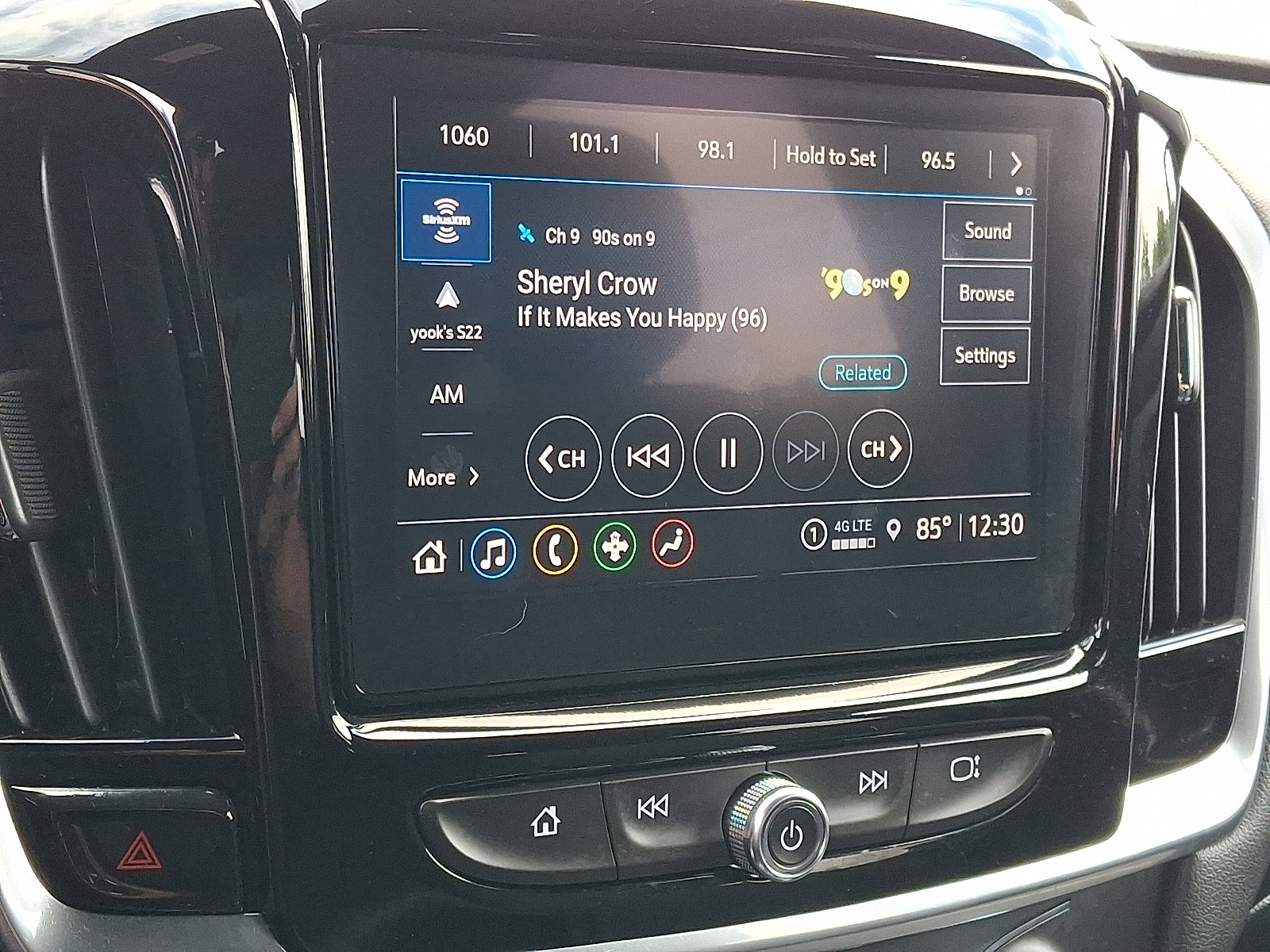 Certified 2023 Chevrolet Traverse LT w/ LPO, Cargo Package AWD/4WD image 18
