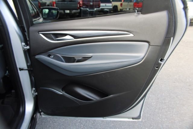 Used 2022 Buick Enclave Premium image 29