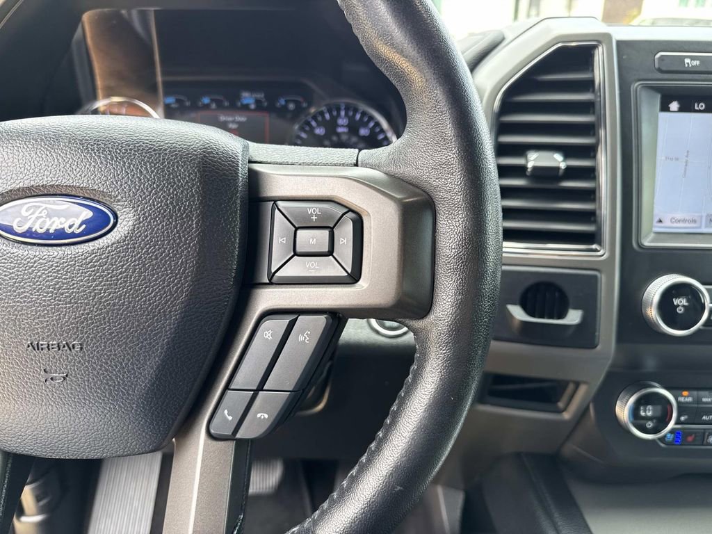 Used 2019 Ford Expedition XLT w/ Equipment Group 202A RWD image 27