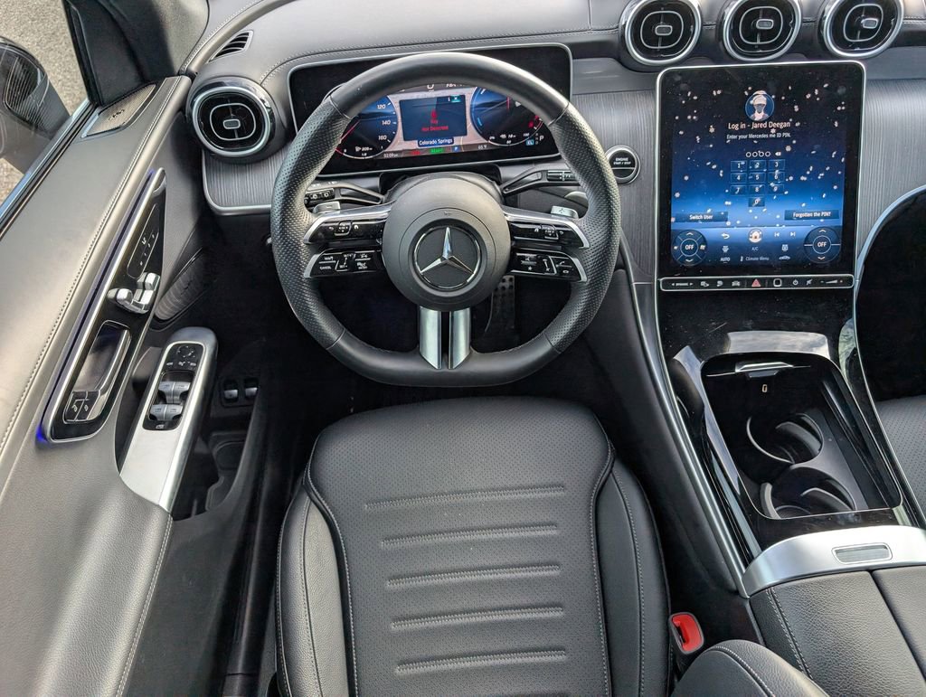 Used 2025 Mercedes-Benz GLC 350e 4MATIC image 20