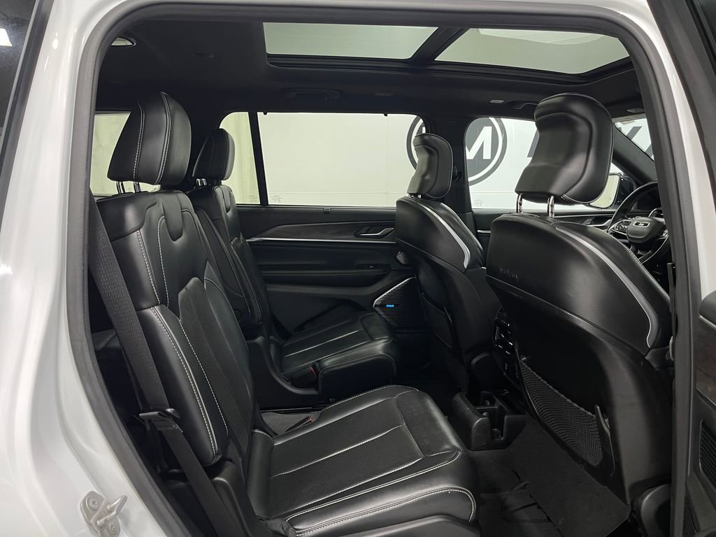 Used 2021 Jeep Grand Cherokee L Overland w/ Advanced Protech Group III image 34