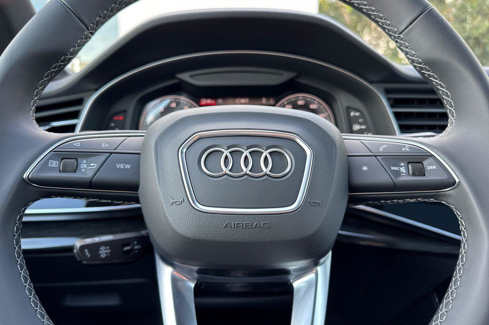 Certified 2026 Audi Q7 2.0T Premium w/ Convenience Plus Package AWD/4WD image 24