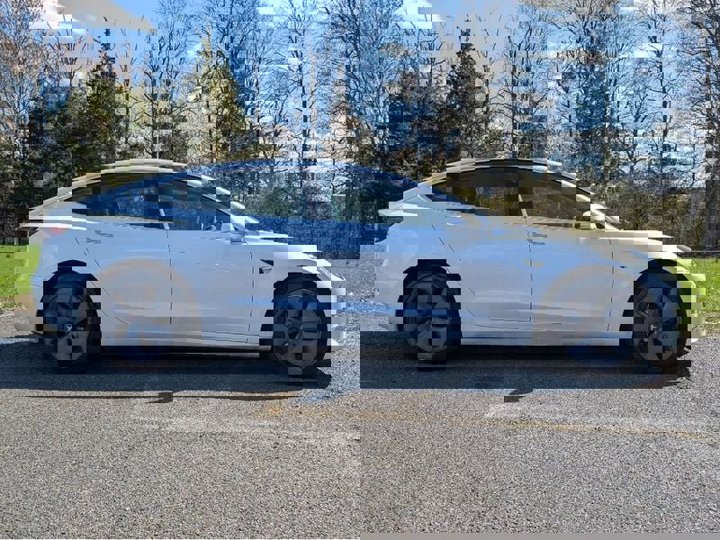 Used 2020 Tesla Model 3 Long Range image 4
