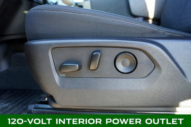 Used 2025 Chevrolet Silverado 1500 LT image 12