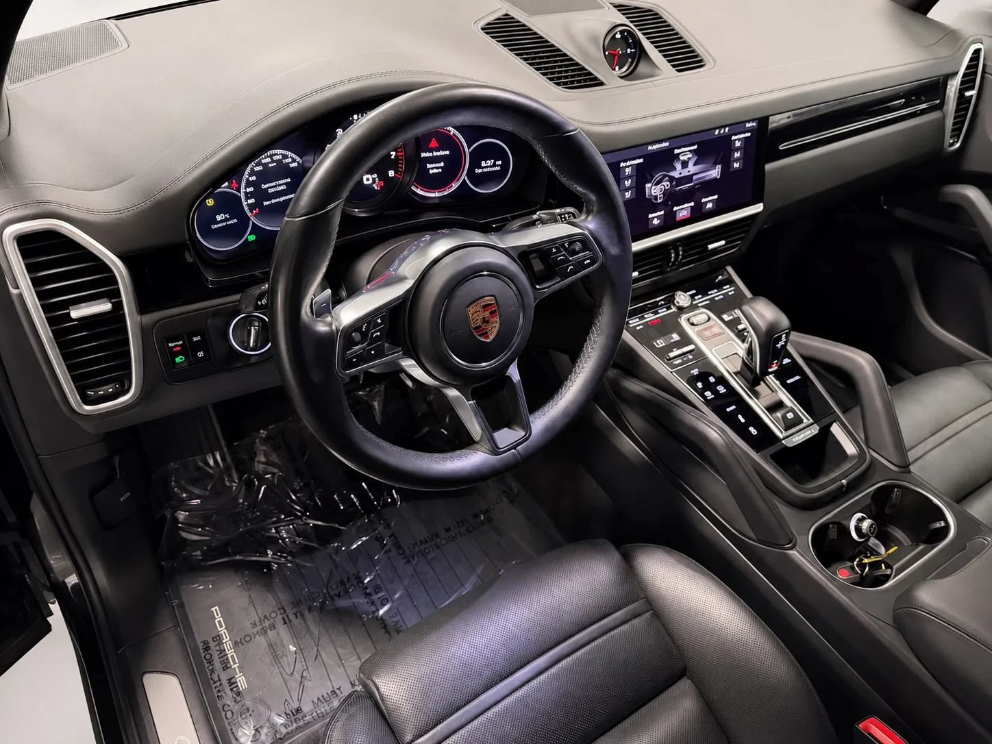 Used 2019 Porsche Cayenne S AWD/4WD image 9