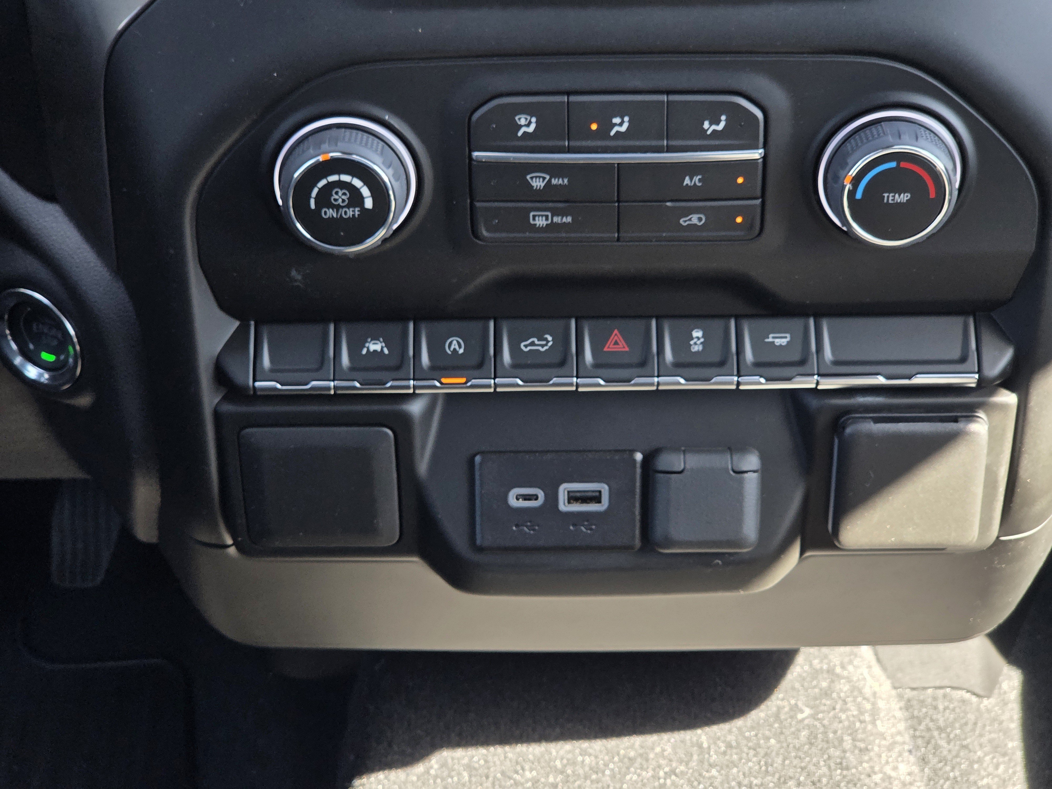 New 2026 Chevrolet Silverado 1500 Custom RWD image 11