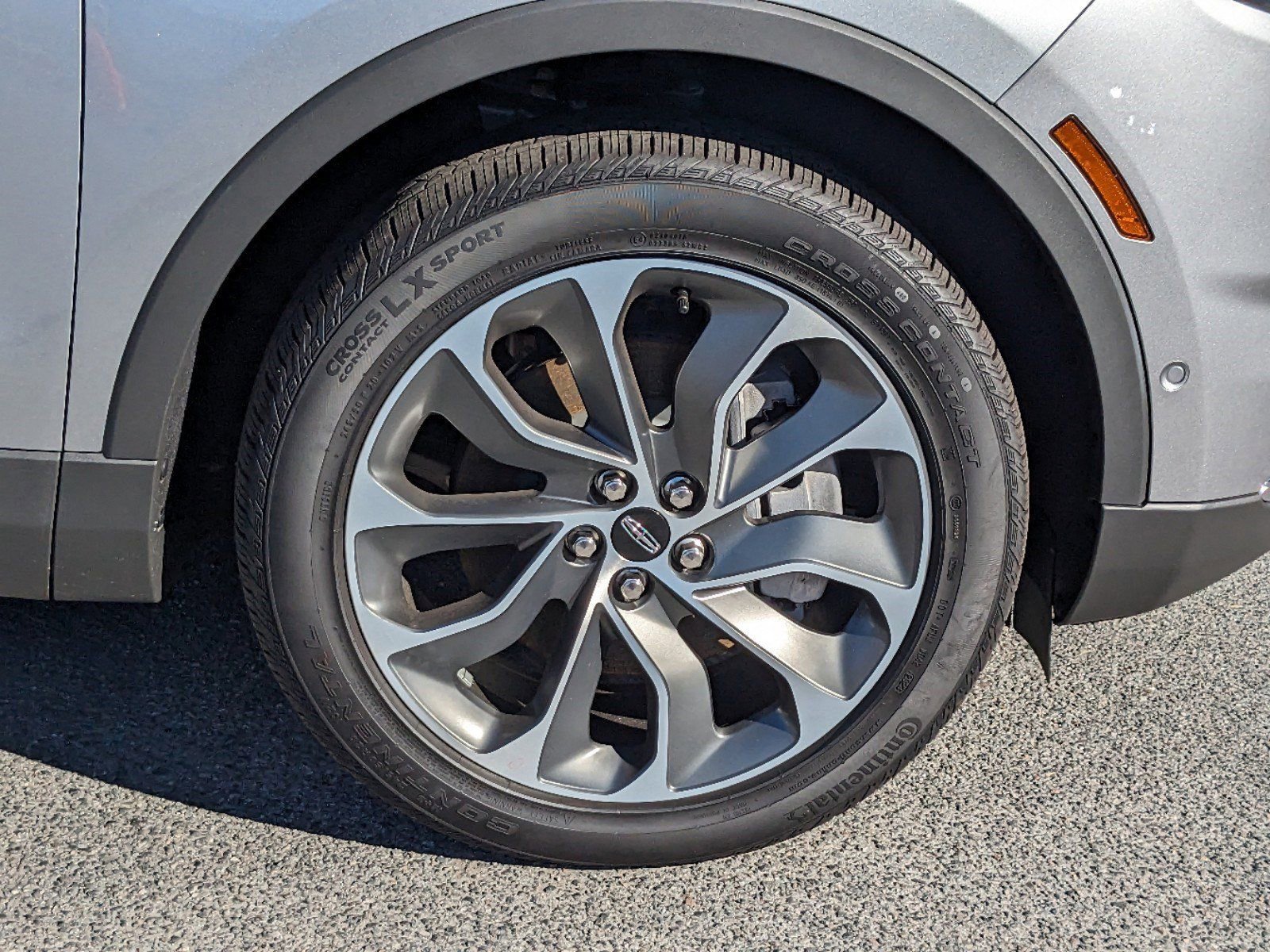 Certified 2023 Lincoln Nautilus Reserve w/ Equipment Group 201A image 13