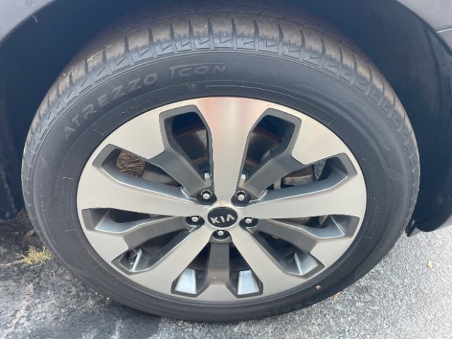 Used 2020 Kia Telluride S FWD image 24