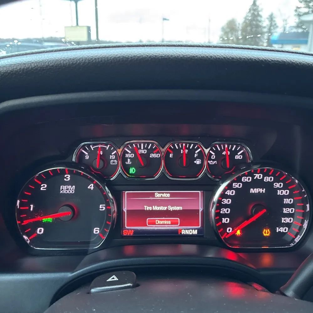 Used 2015 GMC Sierra 1500 SLE w/ SLE Value Package image 19