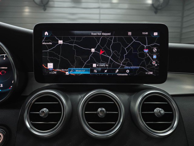 Used 2021 Mercedes-Benz GLC 300 4MATIC image 26