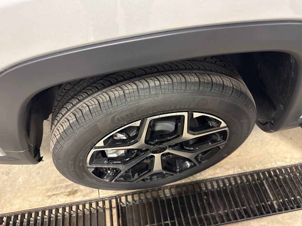 New 2026 Jeep Compass Limited image 27