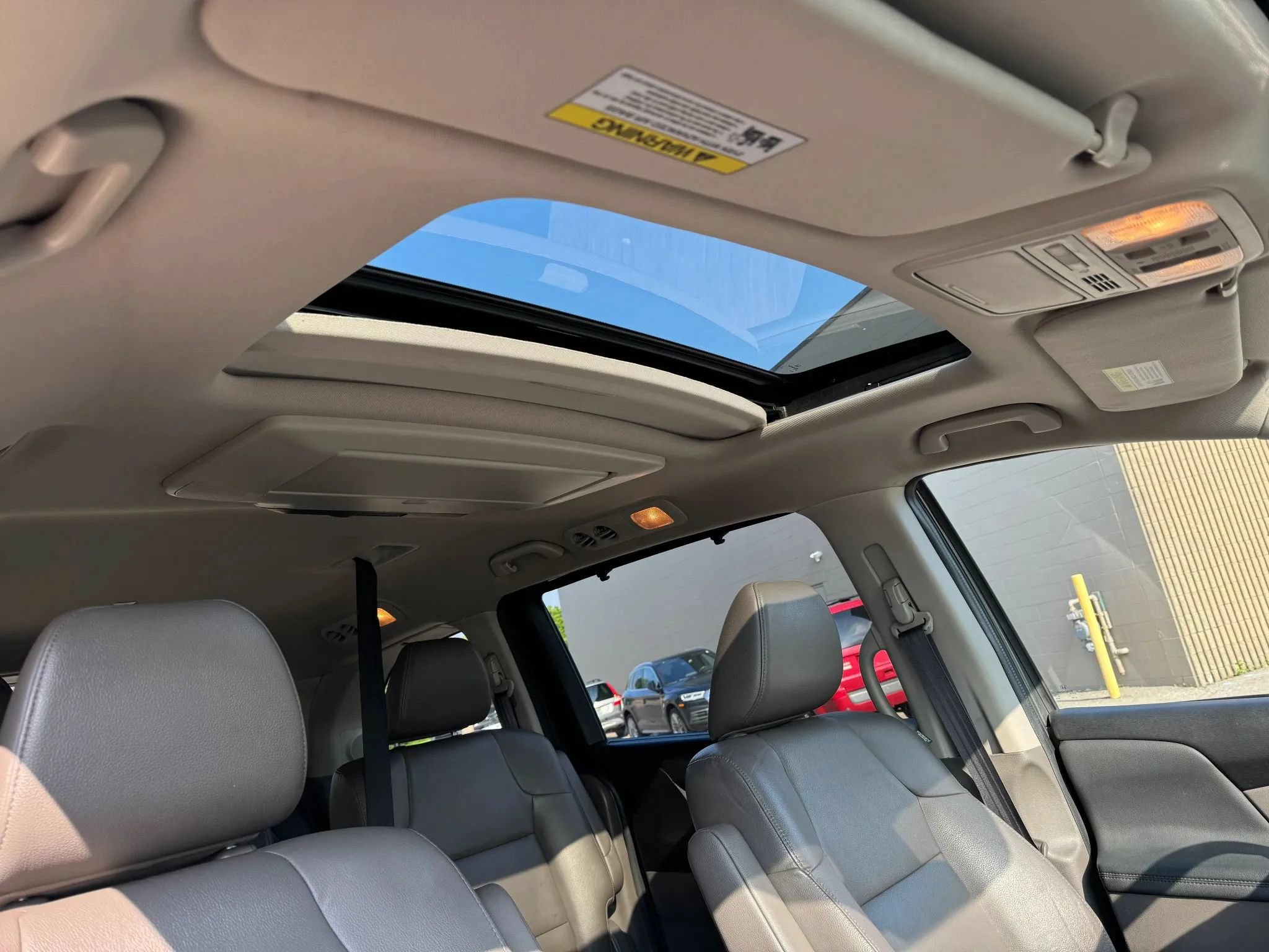 Used 2014 Honda Odyssey Touring image 30