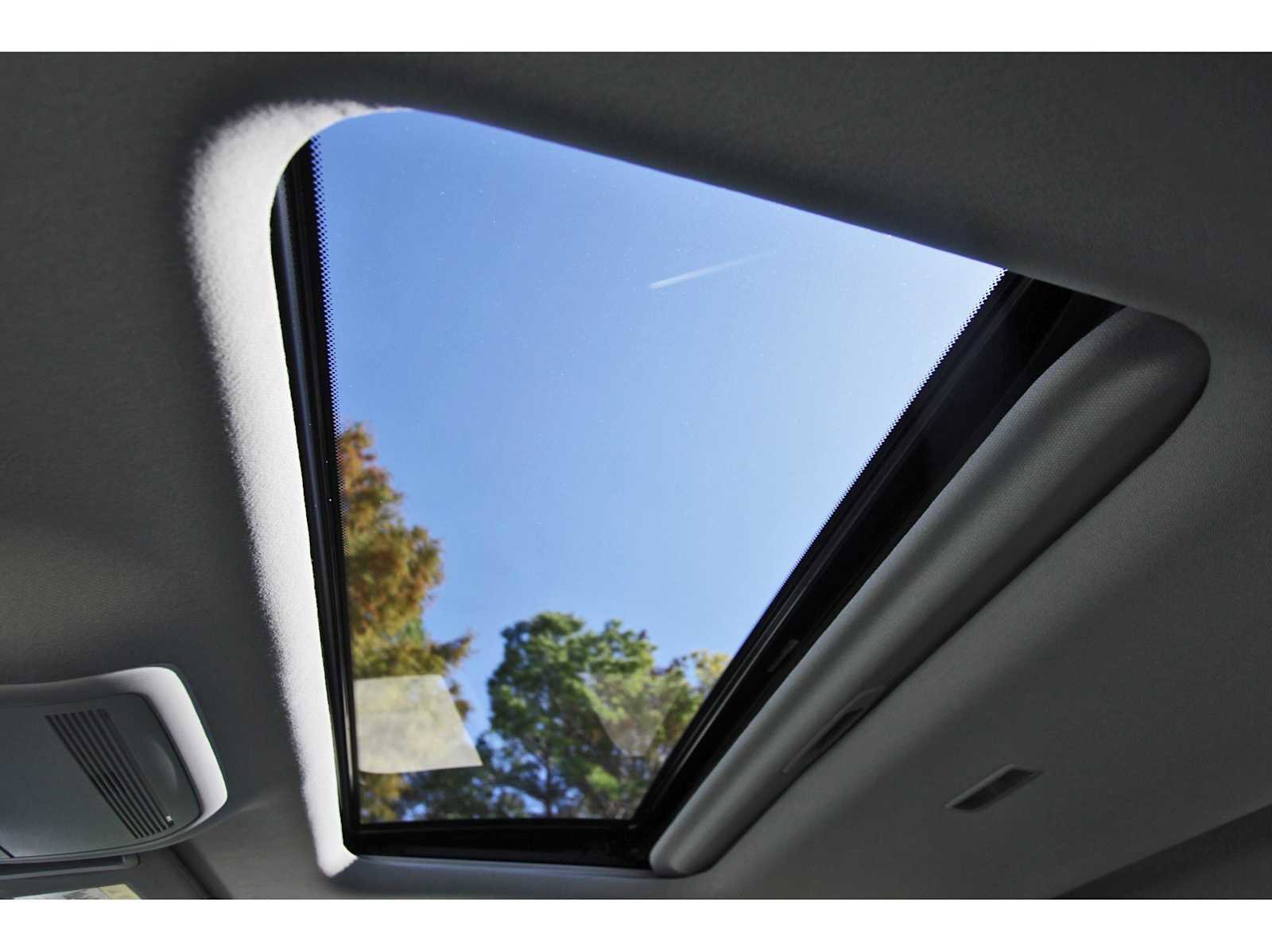 Certified 2025 MAZDA CX-30 AWD 2.5 S w/ Preferred Package image 22