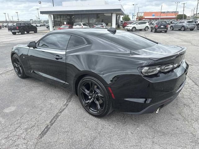 Used 2022 Chevrolet Camaro LT RWD image 6