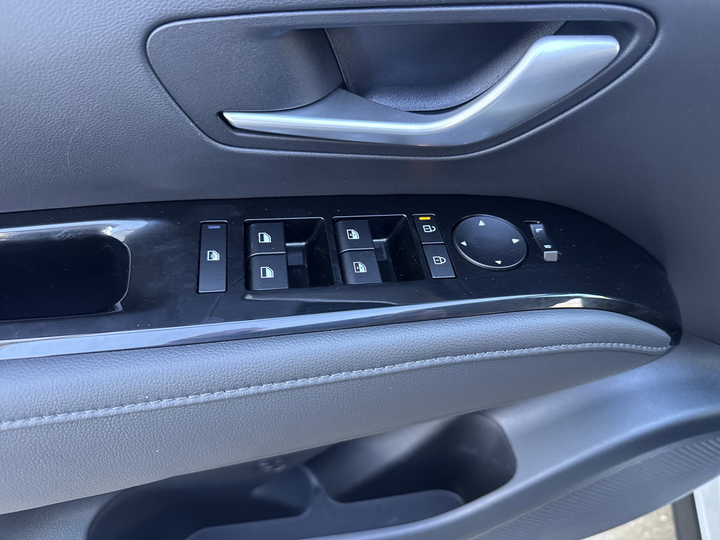 Used 2026 Hyundai Tucson Limited AWD/4WD image 10