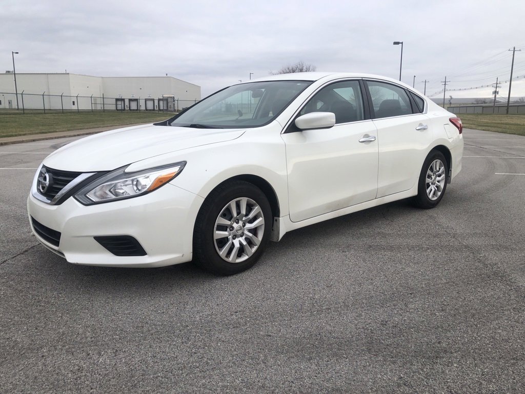 Used 2016 Nissan Altima 2.5 S w/ Interior Lighting Package
