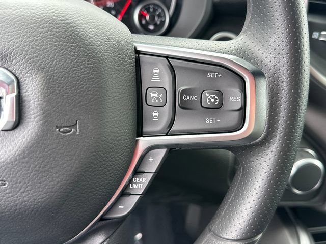 New 2026 RAM 1500 Express AWD/4WD image 23