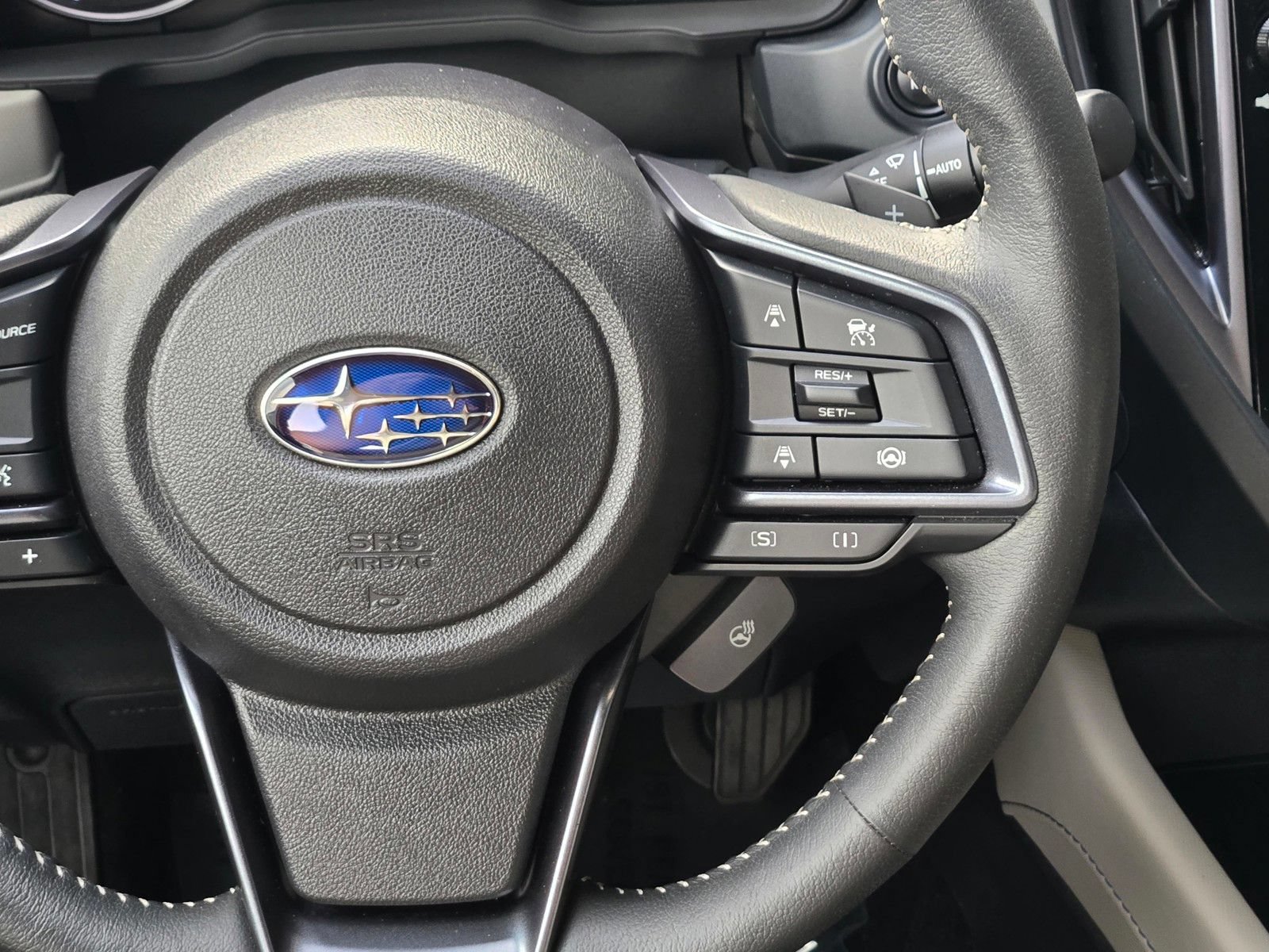 Used 2025 Subaru Forester Limited AWD/4WD image 16