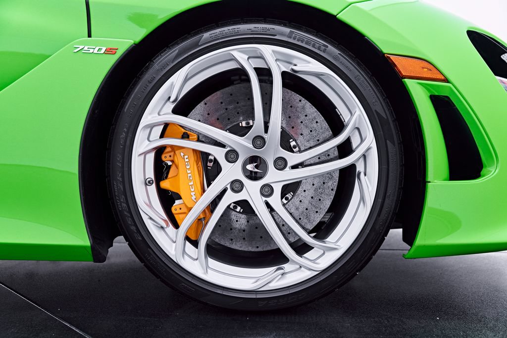 Used 2025 McLaren 750S Spider RWD image 54