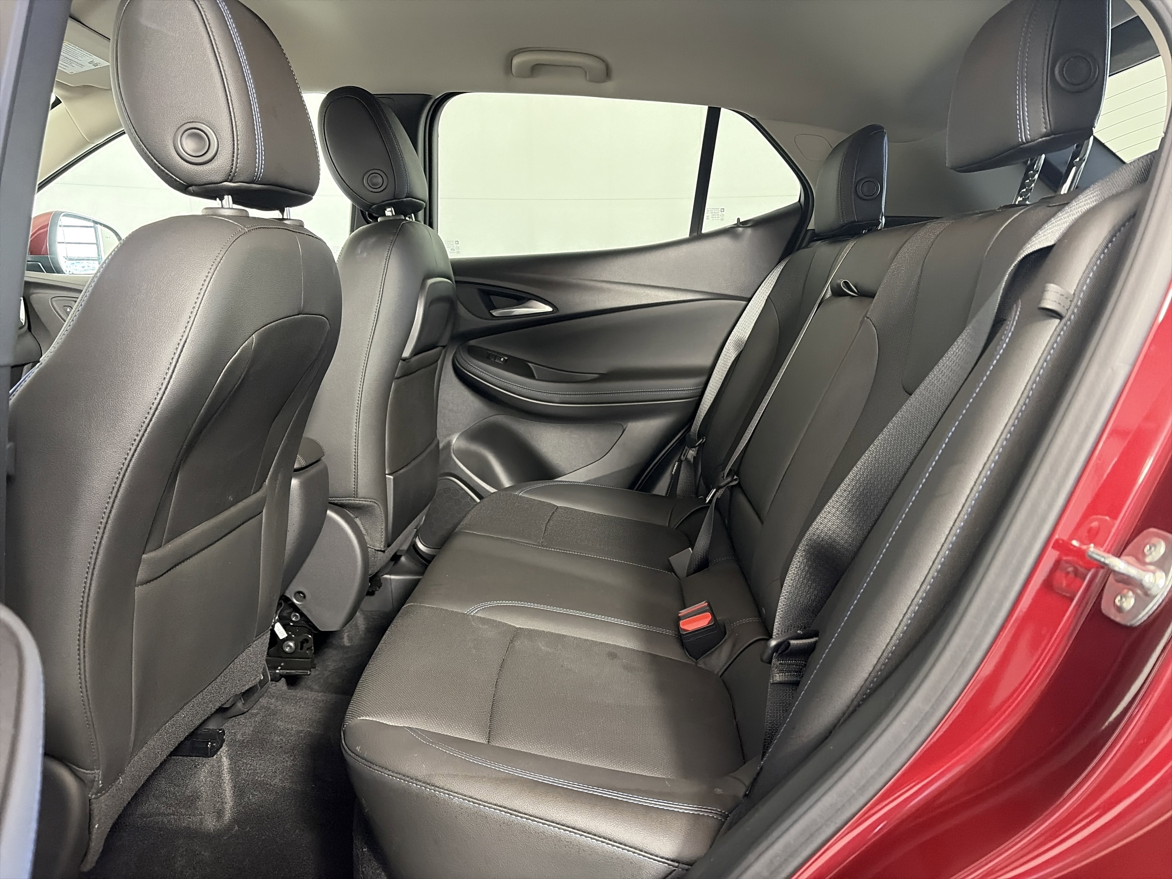 Certified 2025 Buick Encore GX Sport Touring w/ Comfort Package image 7