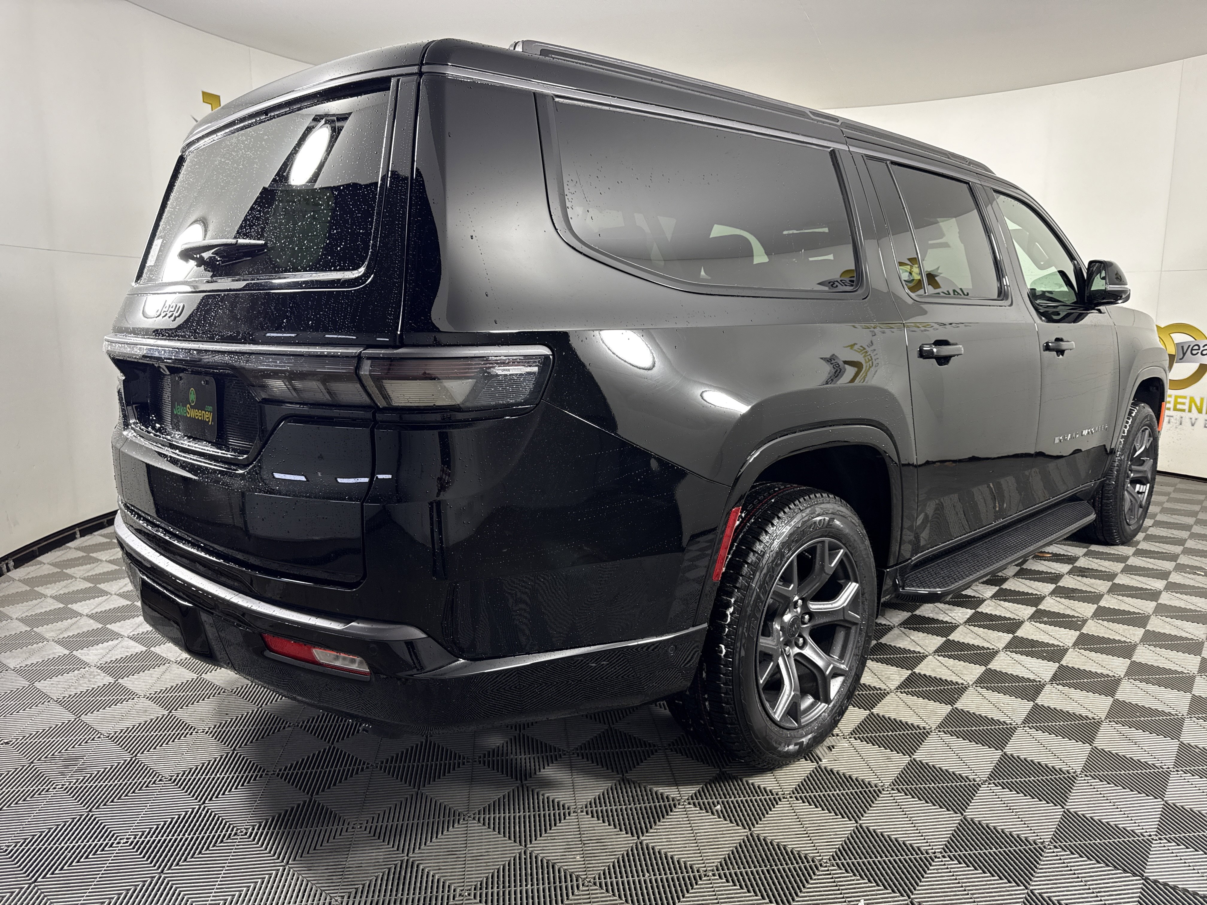 New 2026 Jeep Grand Wagoneer L Limited w/ Convenience Group I image 7